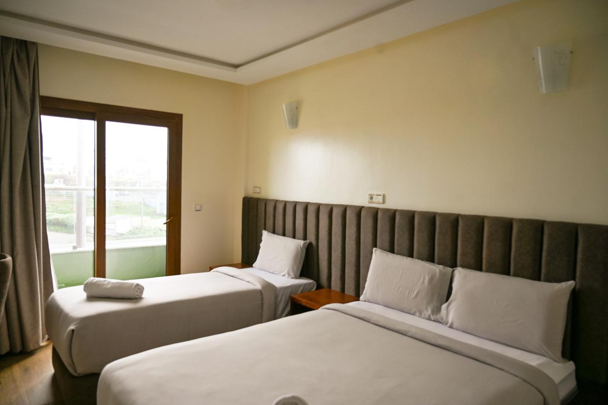 Hotel Jawharat El Jadida Luaran gambar